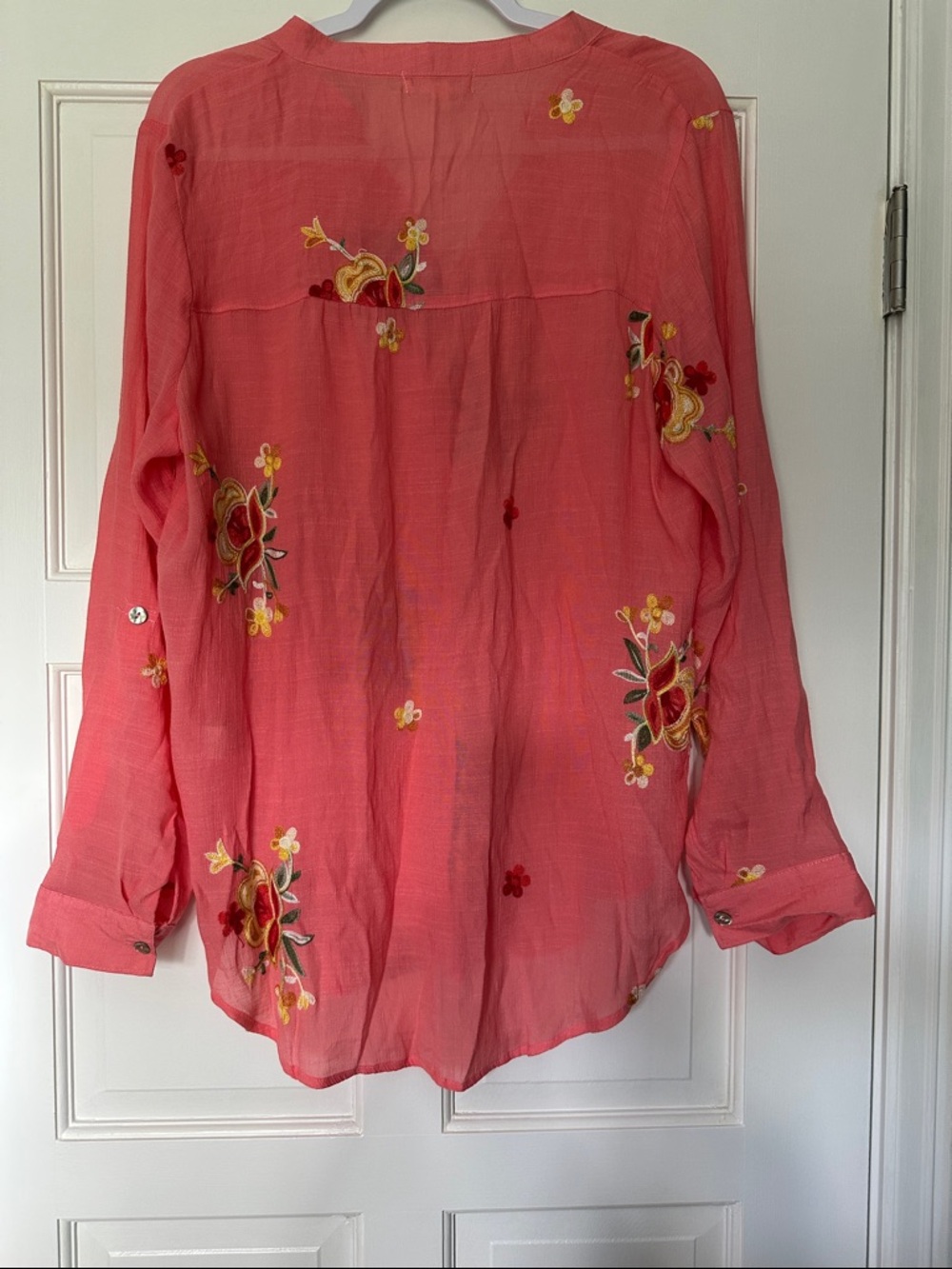 Hope Springs Embroidered Coral Pink  Blouse Size Large - Picture 4 of 13